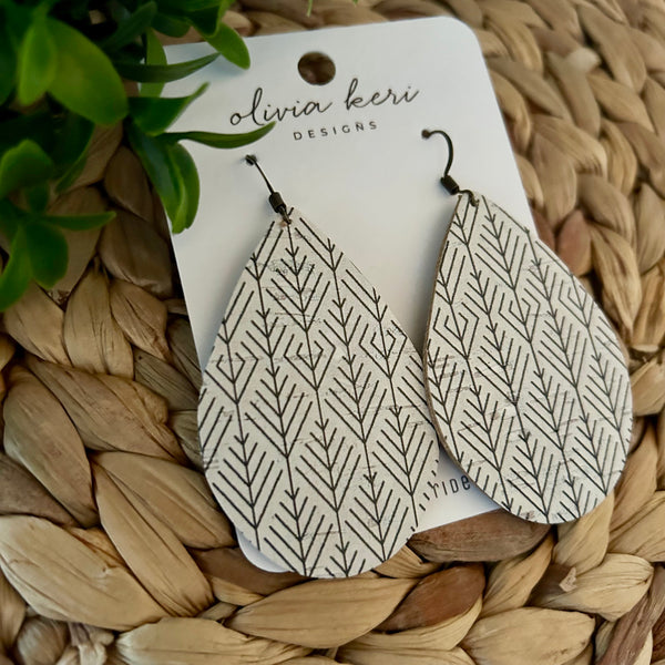 Brittany - Multi Arrows
