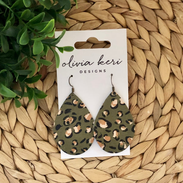 Brittany - Olive Leopard