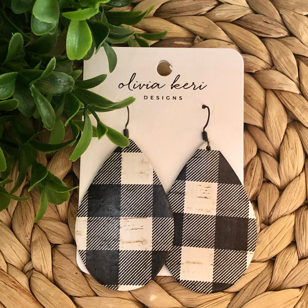 Brittany - Black & White Plaid