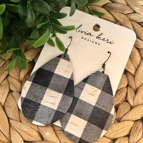 Brittany - Black & White Plaid