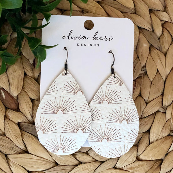 Brittany - Boho Sunburst