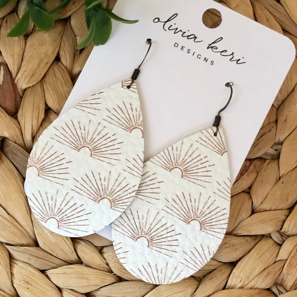 Brittany - Boho Sunburst