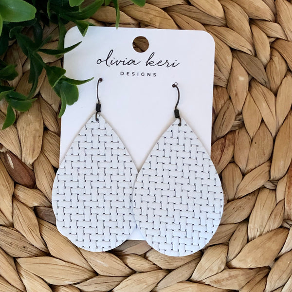 Brittany - White Basket Weave