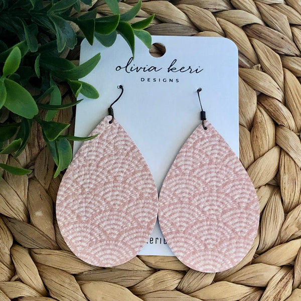 Brittany - Boho Pink Arches