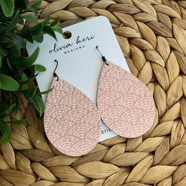 Brittany - Boho Pink Arches