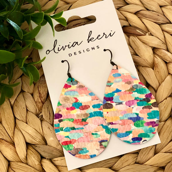 Brittany - Rainbow Confetti
